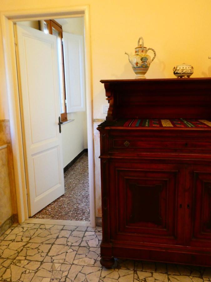 Casa storica e confortevole Empoli Exterior foto